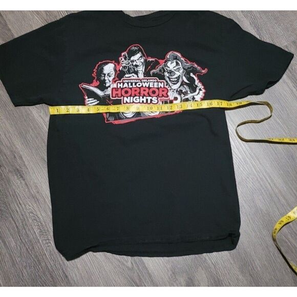 Halloween Horror Nights 30th Anniversary pass holder - Picture 3 of 3